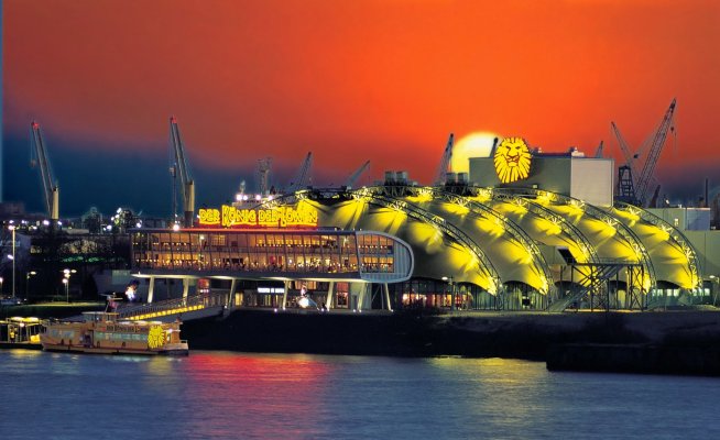 Stage Theater im Hafen