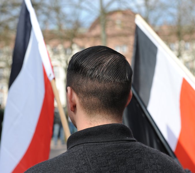 Warnung vor Rechtsradikalen